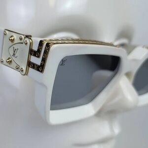 🌺Authentic Pre-Owned Louis Vuitton White 1.1 Millionaires Sunglasses